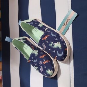 BNWT TOMS alpargatas woodland creatures - 12.5 youth